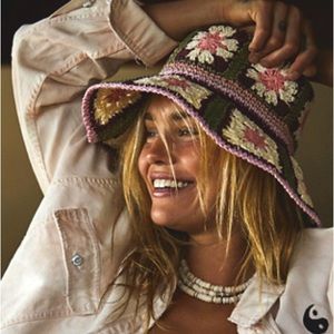 Free People Summer Of Love Straw Bucket Hat in Berry